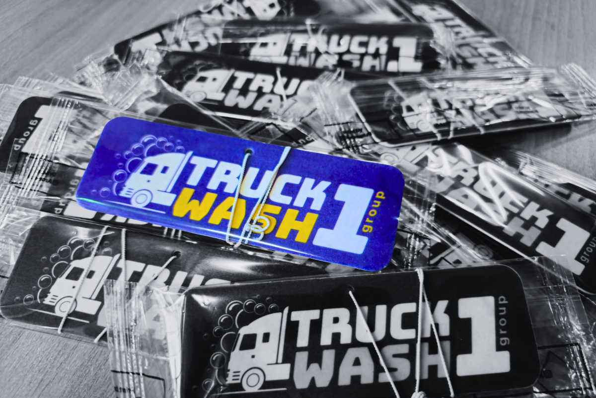 Geurhangers vrachtwagen