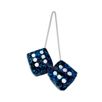 Danish Pluche Dobbelstenen 10x10 cm – Truck Interieur Accessoire