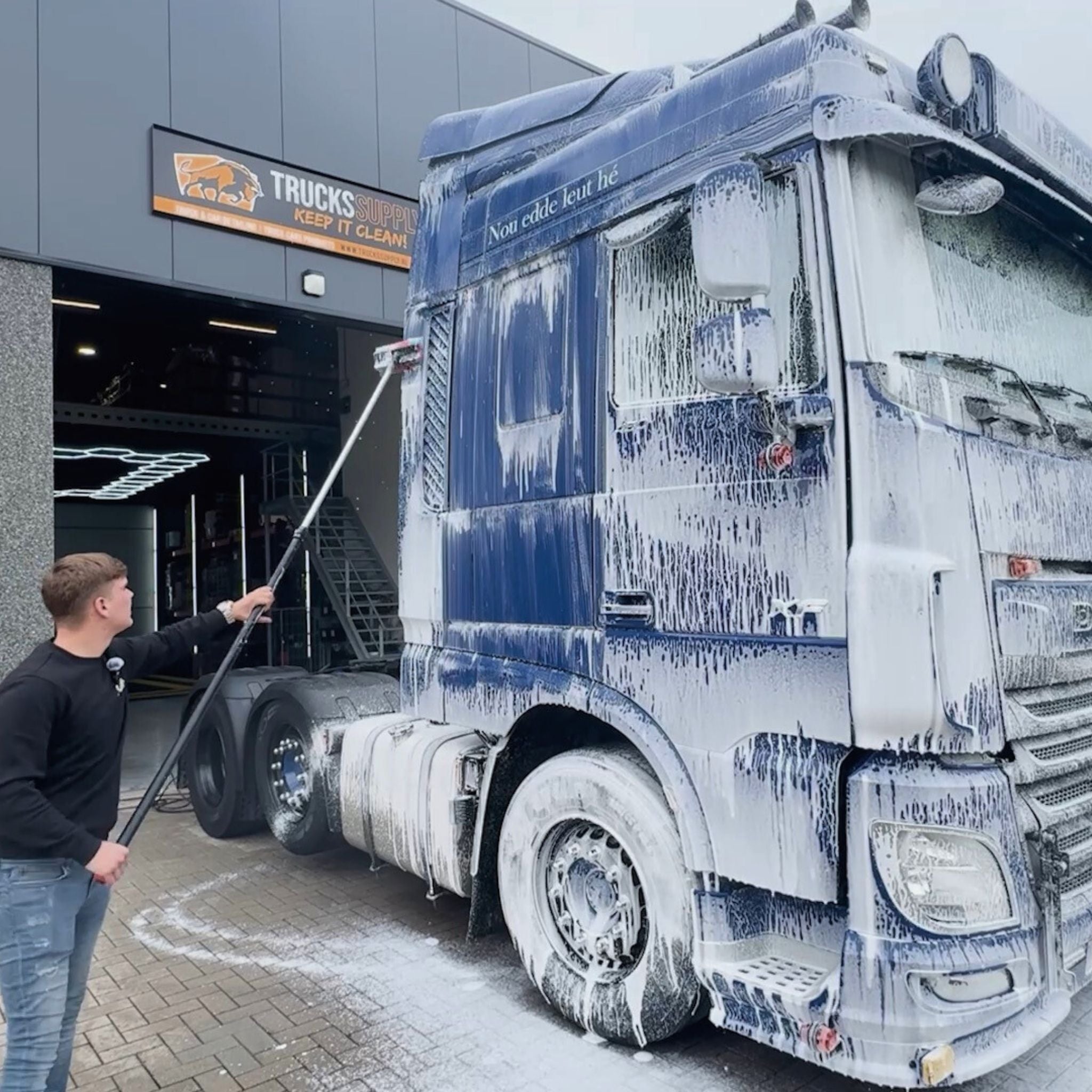 Microvezel Washoes – Krasvrij Wassen voor Vrachtwagens & Auto’s