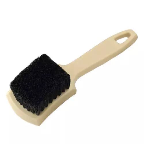 D-Con carpet brush