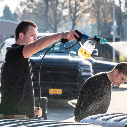 Vrachtwagen wassen - Deluxe Truck Power Cleaning Pakket (VIP DEAL)